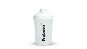 
                  
                    Laden Sie das Bild in den Galerie-Viewer, Frubeen Shaker Trinknahrung Nahrungsergänzungsmittel Protein Eiweiß BPA-frei weiß
                  
                